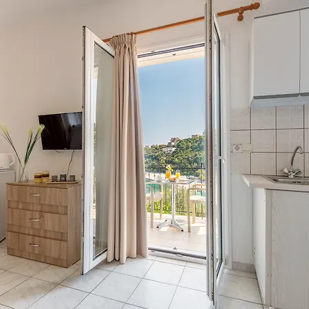 Apartment Faro Del Porto Poros (Kefalonia)