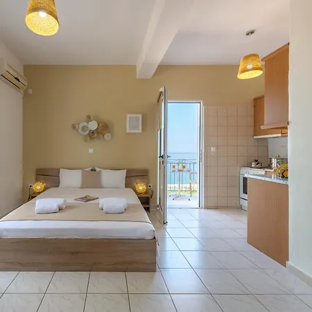 Faro Del Porto Apartment Poros (Kefalonia)