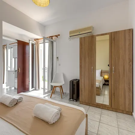 Faro Del Porto Apartment