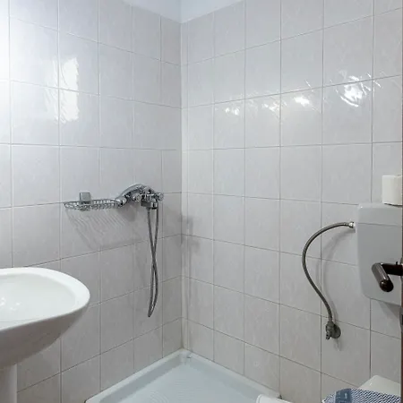 Faro Del Porto Apartment Poros (Kefalonia)