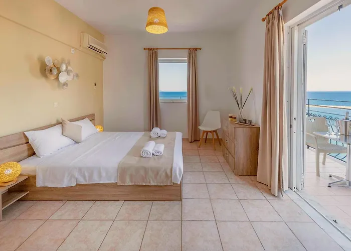 Faro Del Porto Apartment